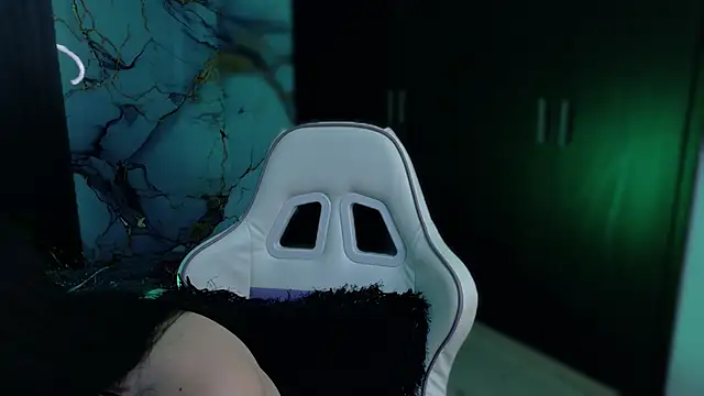 Snapshot of Madison_Jackson chatting on 09/23/25, 10:02 Madison Jackson online show from 09/23/25, 10:02