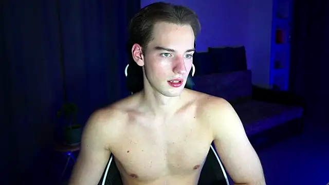 Litmate online show from 10/23/25, 01:38