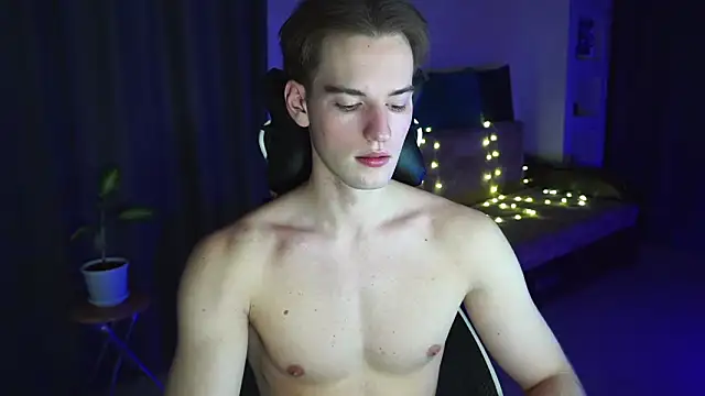 Litmate online show from 12/20/25, 12:51