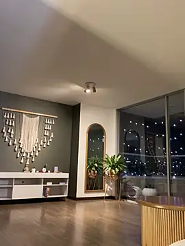 Irish Collins online show from 12/29/24, 03:54