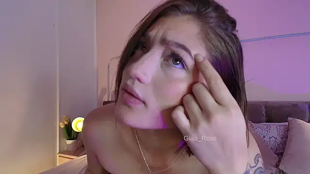 Snapshot of Giaa_Ross chatting on 02/24/25, 11:54 Giaa Ross online show from 02/24/25, 11:54