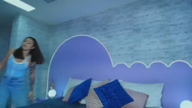 Giaa Ross online show from 03/31/26, 07:36