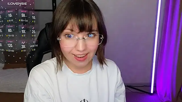 Snapshot of Lina_Brownie chatting on 11/27/25, 03:14 Lina Brownie online show from 11/27/25, 03:14