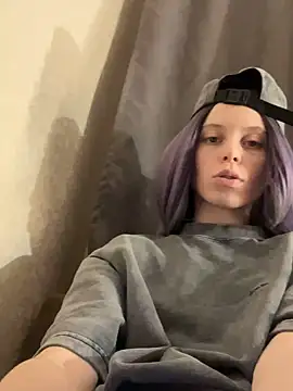 Snapshot of RinaMood chatting on 12/13/24, 03:43 RinaMood online show from 12/13/24, 03:43