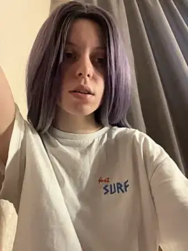 Snapshot of RinaMood chatting on 12/22/24, 06:17 RinaMood online show from 12/22/24, 06:17