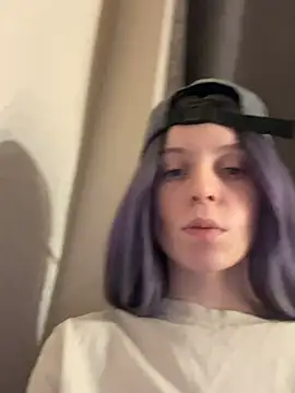 Snapshot of RinaMood chatting on 12/28/24, 03:26 RinaMood online show from 12/28/24, 03:26