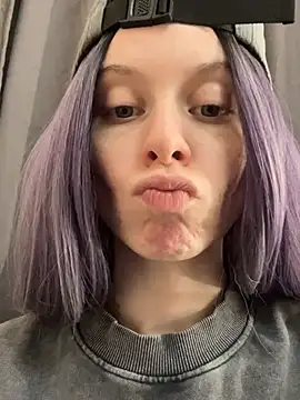 Snapshot of RinaMood chatting on 01/07/25, 02:19 RinaMood online show from 01/07/25, 02:19