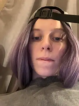 Snapshot of RinaMood chatting on 01/25/25, 04:24 RinaMood online show from 01/25/25, 04:24