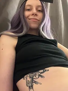 Snapshot of RinaMood chatting on 02/05/25, 02:26 RinaMood online show from 02/05/25, 02:26