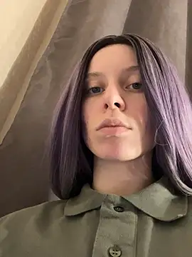 Snapshot of RinaMood chatting on 03/05/25, 11:17 RinaMood online show from 03/05/25, 11:17