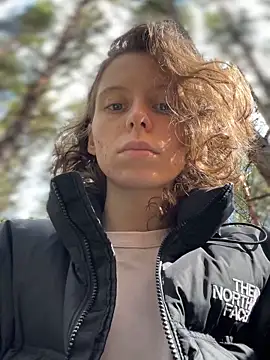 Snapshot of RinaMood chatting on 09/10/25, 04:12 RinaMood online show from 09/10/25, 04:12