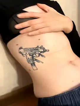 Snapshot of RinaMood chatting on 09/19/25, 03:30 RinaMood online show from 09/19/25, 03:30