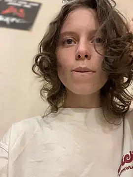 Snapshot of RinaMood chatting on 09/30/25, 11:26 RinaMood online show from 09/30/25, 11:26