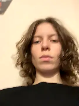 Snapshot of RinaMood chatting on 10/10/25, 10:47 RinaMood online show from 10/10/25, 10:47