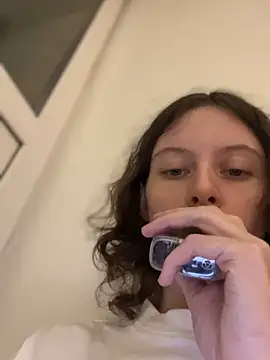 Snapshot of RinaMood chatting on 11/05/25, 12:38 RinaMood online show from 11/05/25, 12:38