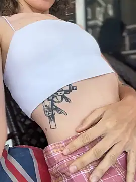 Snapshot of RinaMood chatting on 11/23/25, 03:28 RinaMood online show from 11/23/25, 03:28