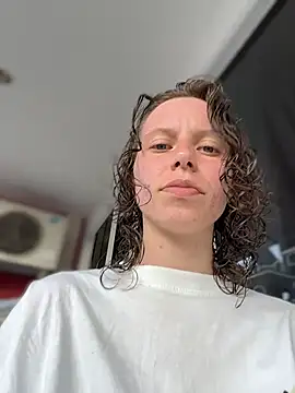 Snapshot of RinaMood chatting on 11/29/25, 09:45 RinaMood online show from 11/29/25, 09:45