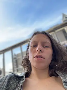 Snapshot of RinaMood chatting on 12/15/25, 04:39 RinaMood online show from 12/15/25, 04:39