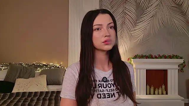 Miley Smile online show from 12/21/25, 05:36