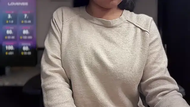 Snapshot of Spice-Summi chatting on 12/05/24, 02:33 Spice-Summi online show from 12/05/24, 02:33