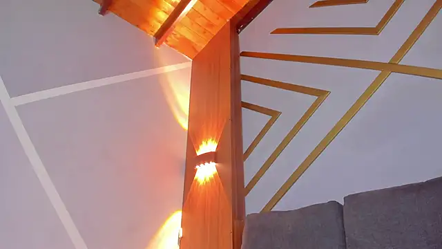 madison little  online show from 12/08/24, 12:52