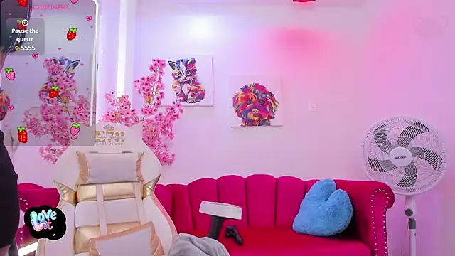 Miss dolly  online show from 03/10/25, 03:30