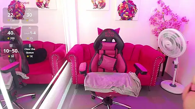 Miss dolly  online show from 04/01/26, 12:06