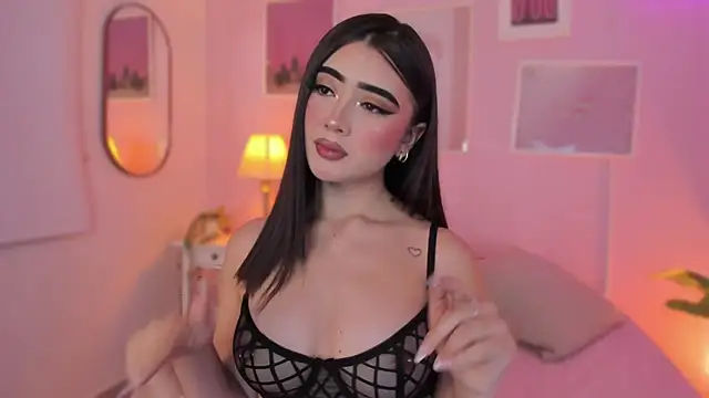 little-natt online show from 12/18/24, 05:21