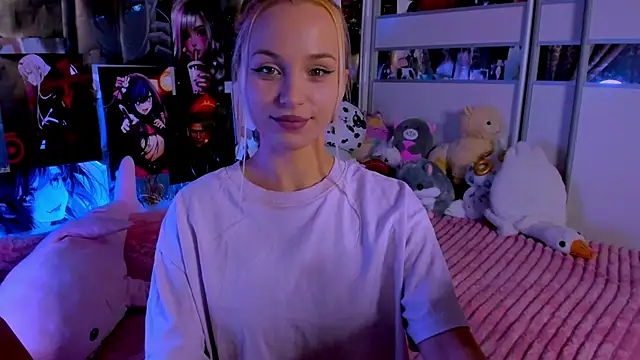 Cute  Pony online show from 12/01/25, 12:15