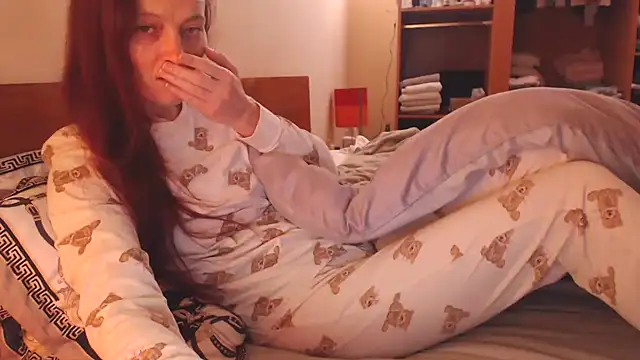 LovelyAndraGirl online show from 12/20/25, 03:52