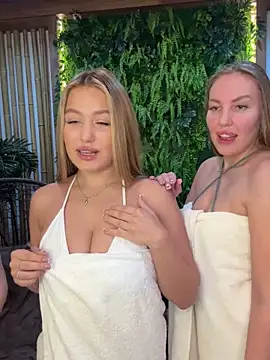 Snapshot of Kelly_Hardy chatting on 11/24/25, 02:22 Kelly Hardy online show from 11/24/25, 02:22