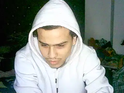 chamitopolla21 online show from 06/17/26, 03:42