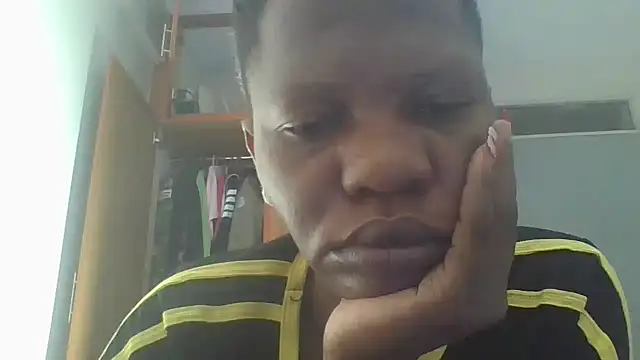 Snapshot of t-NaughtyLicia chatting on 12/03/25, 03:47 t-NaughtyLicia online show from 12/03/25, 03:47