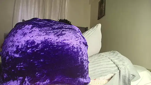 t-NaughtyLicia online show from 01/12/26, 05:34