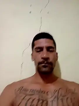 adriabis013 online show from 04/29/26, 03:49