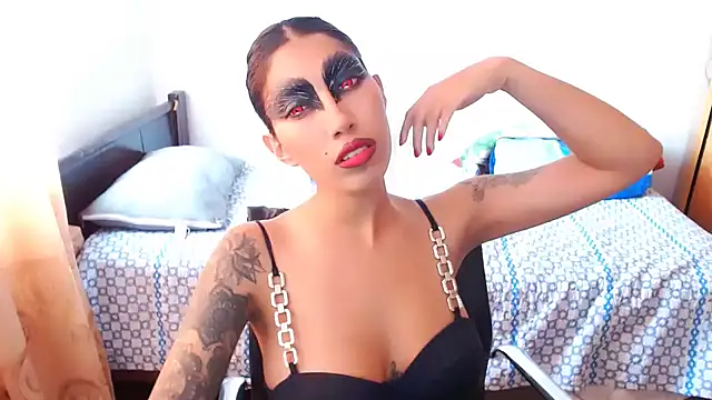 Snapshot of sofia_rosse4 chatting on 11/12/25, 07:46 sofia rosse4 online show from 11/12/25, 07:46