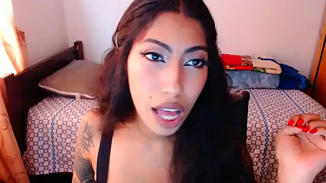 Snapshot of sofia_rosse4 chatting on 11/13/25, 05:12 sofia rosse4 online show from 11/13/25, 05:12