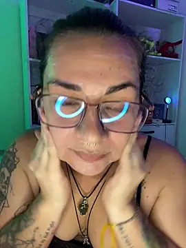 Snapshot of Amarantha_666 chatting on 05/08/26, 11:32 Amarantha 666 online show from 05/08/26, 11:32