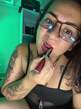 Snapshot of Amarantha_666 chatting on 05/27/26, 10:07 Amarantha 666 online show from 05/27/26, 10:07
