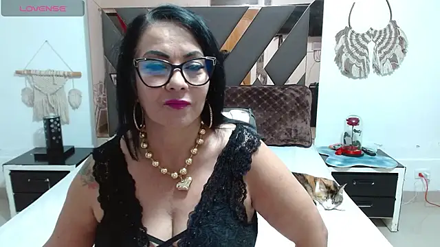 lindaesmeralda online show from 02/04/25, 11:38