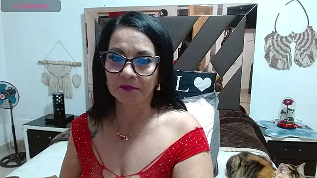 lindaesmeralda online show from 03/16/25, 12:00