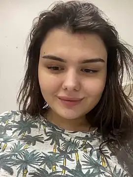 Snapshot of NikaMur chatting on 01/06/25, 11:18 NikaMur online show from 01/06/25, 11:18