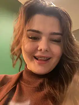 Snapshot of NikaMur chatting on 01/21/25, 10:19 NikaMur online show from 01/21/25, 10:19