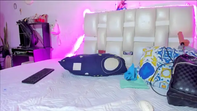 Anny jhonsonx online show from 06/01/26, 06:59