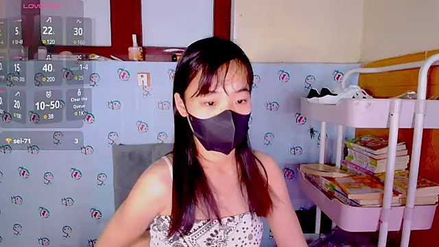   Saphia   online show from 03/05/25, 12:38