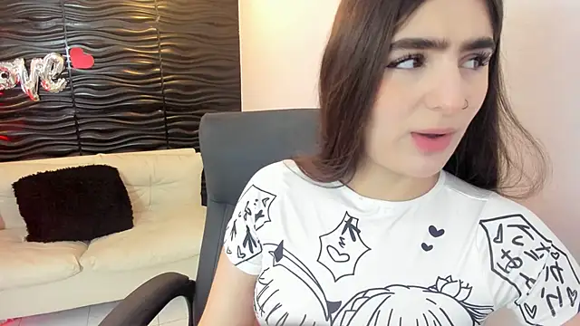 Snapshot of sofia_44 chatting on 10/23/25, 12:59 sofia 44 online show from 10/23/25, 12:59