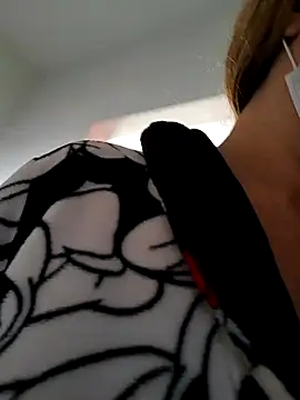 MILEIDE980 online show from 09/25/25, 01:04