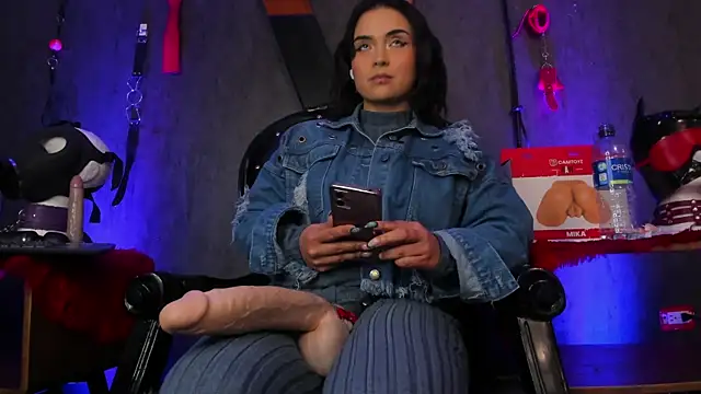 CharlotteScotte online show from 01/22/25, 04:23