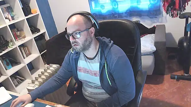 ravingr4d4 online show from 03/05/25, 09:05