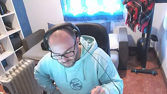 ravingr4d4 online show from 03/12/25, 09:12